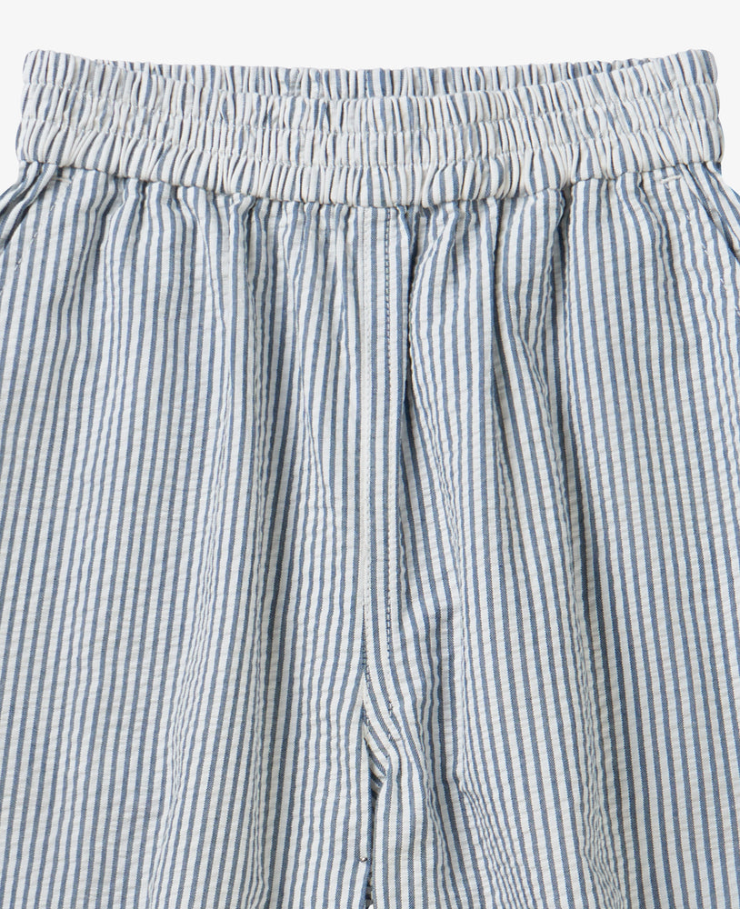 
            
                Load image into Gallery viewer, Seersucker Cotton Balloon Pants - Seabreeze Stripe
            
        